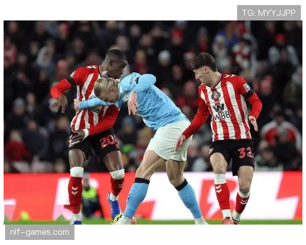 库杜斯闪耀英超赛场,关键表现助球队逆转取胜 库杜斯闪耀英超赛场,关键表现助球队逆转取胜